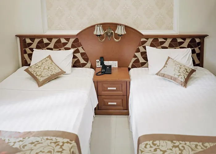 Ha Long Starlight Hotel